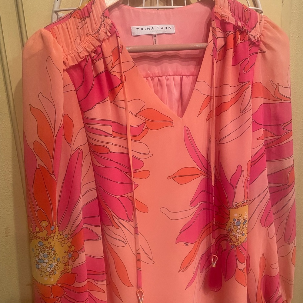 Trina Turk Coral and Fuchsia Floral Top NWT